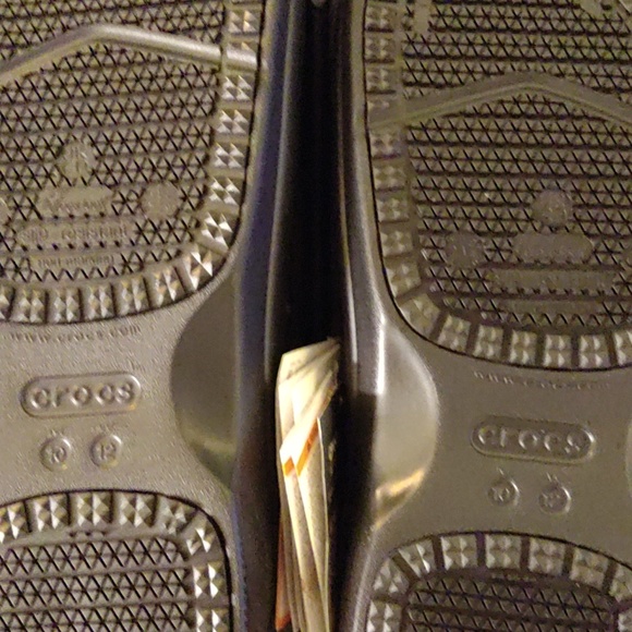 Crocs - Picture 6 of 7